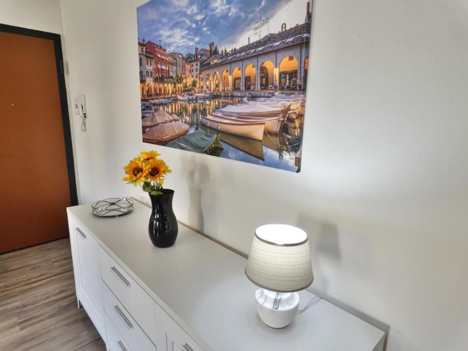 Welcome House Desenzano Center Apartman Desenzano del Garda Kültér fotó